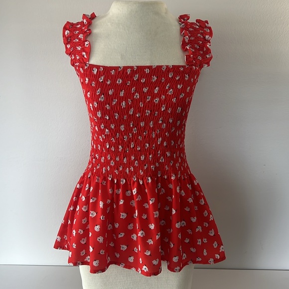Tops - Red Poppi floral peplum top